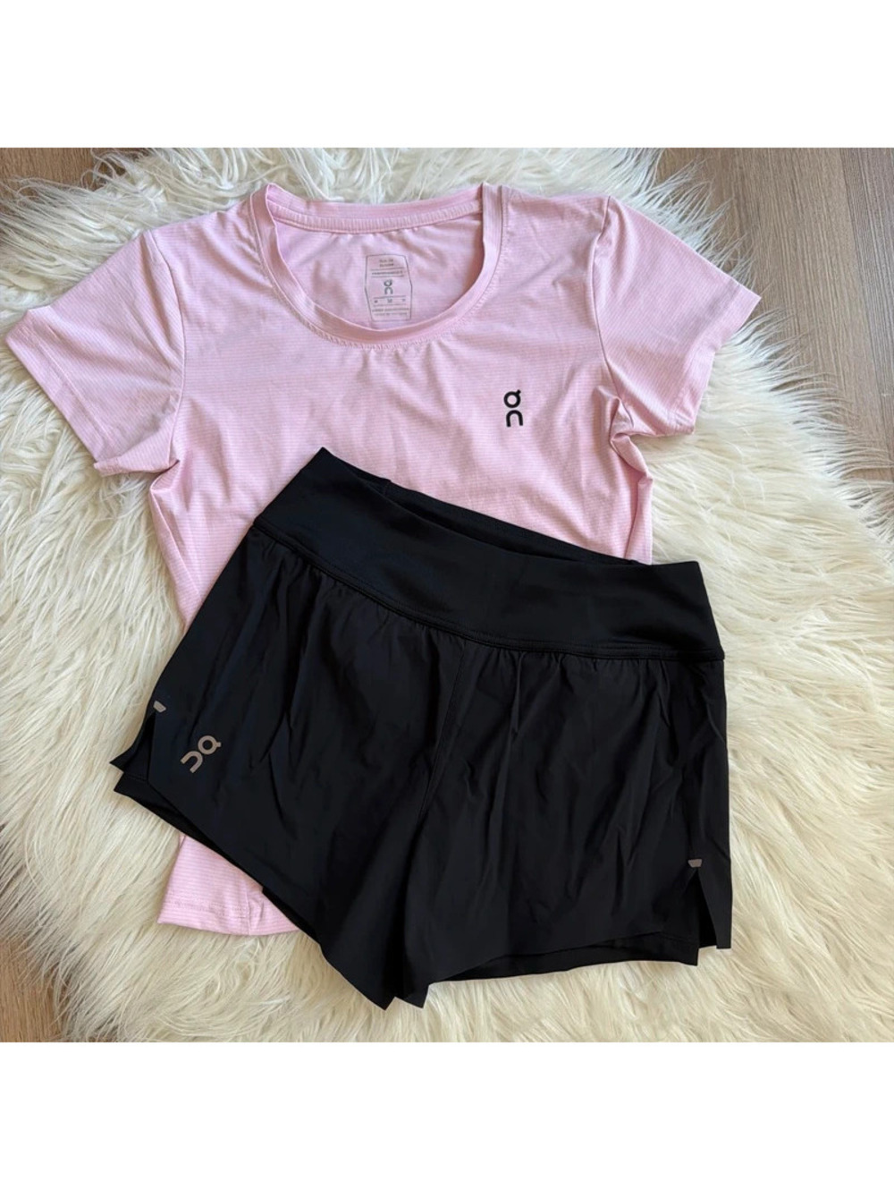 On Running pink & black workout set top M shorts XS